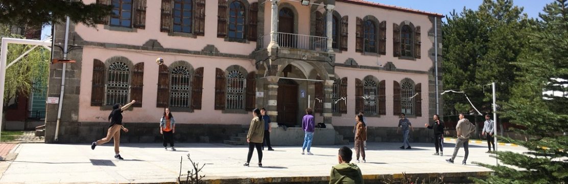 Sinanpaşa Meslek Yüksekokulu